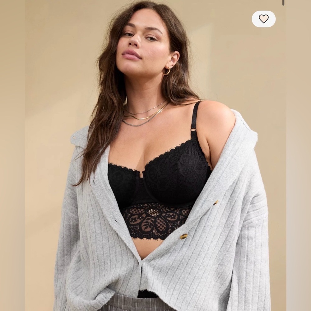 Aerie
Show Off Coquette Lace Unlined Bra - Picture 3 of 9